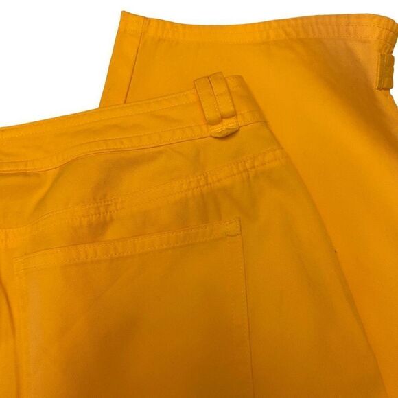 Talbots Pale Yellow Cropped Pants with Button Hem Size 12 Petite - Picture 9 of 16